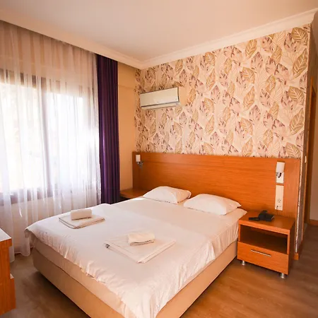Hotel Siriusmi *