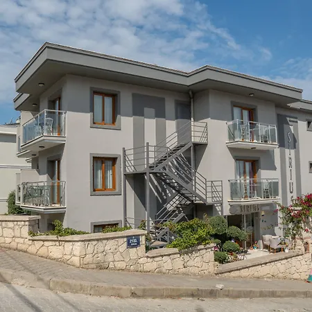 ホテル Siriusmi Çeşme
